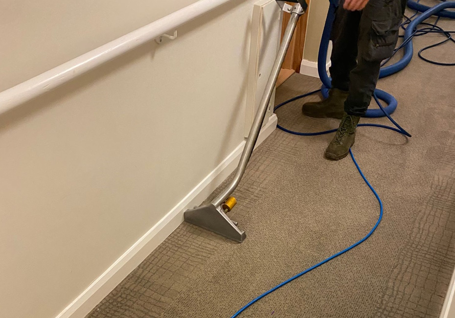 Deep floor cleaning being carried out at a social housing facility 